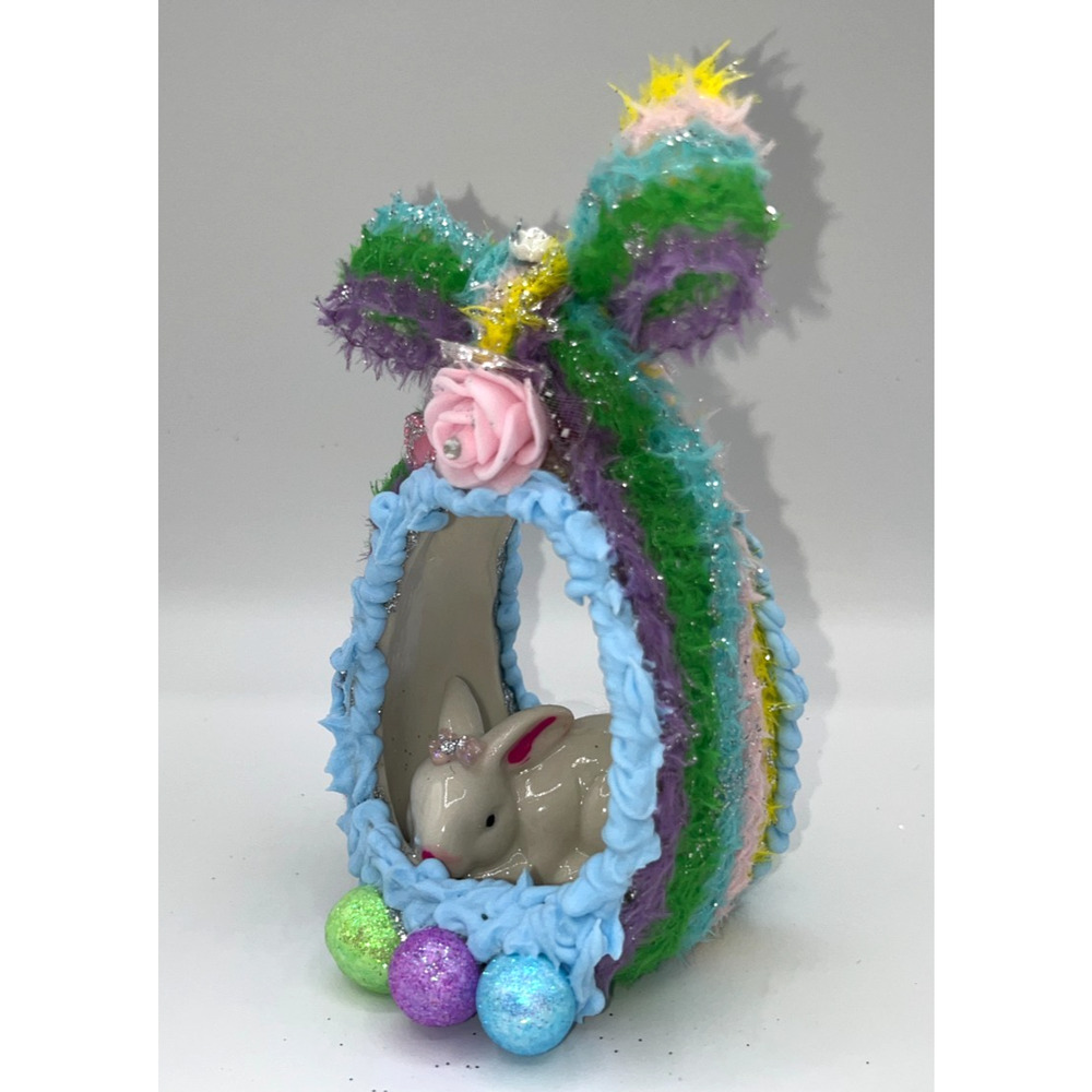 Vintage Ceramic Ornament Bunny Diorama Egg Greenbrier Pastel Eggs Flowers OOAK - Picture 2 of 13